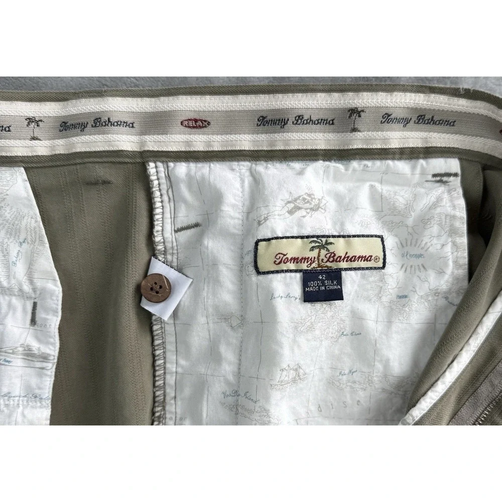 Tommy Bahama Men's Silk Blend Pleated Shorts Olive Green Size 42